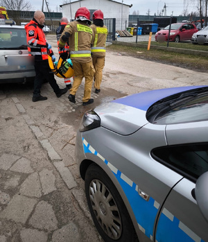 Służby na miejscu.