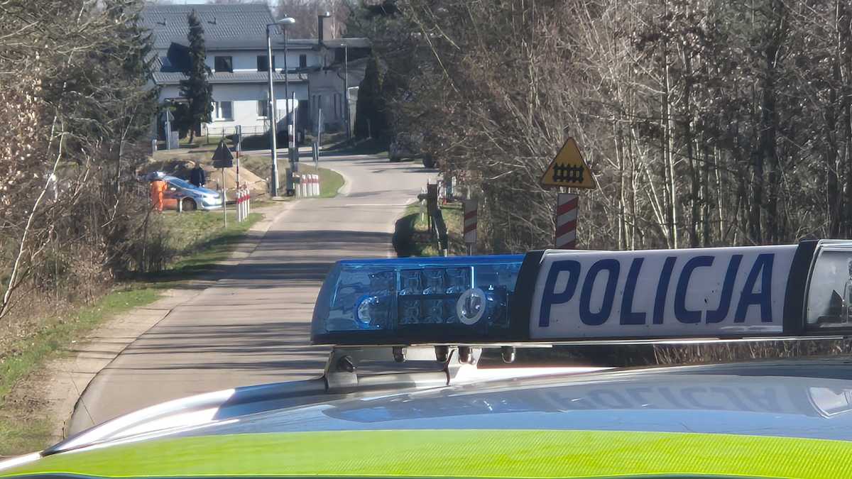 Policyjne działania bezpieczny przejazd kolejowy