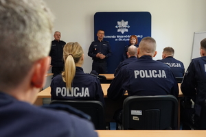 policjanci podczas szkolenia