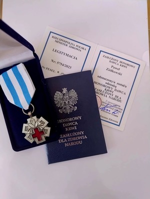 Legitymacja i medal