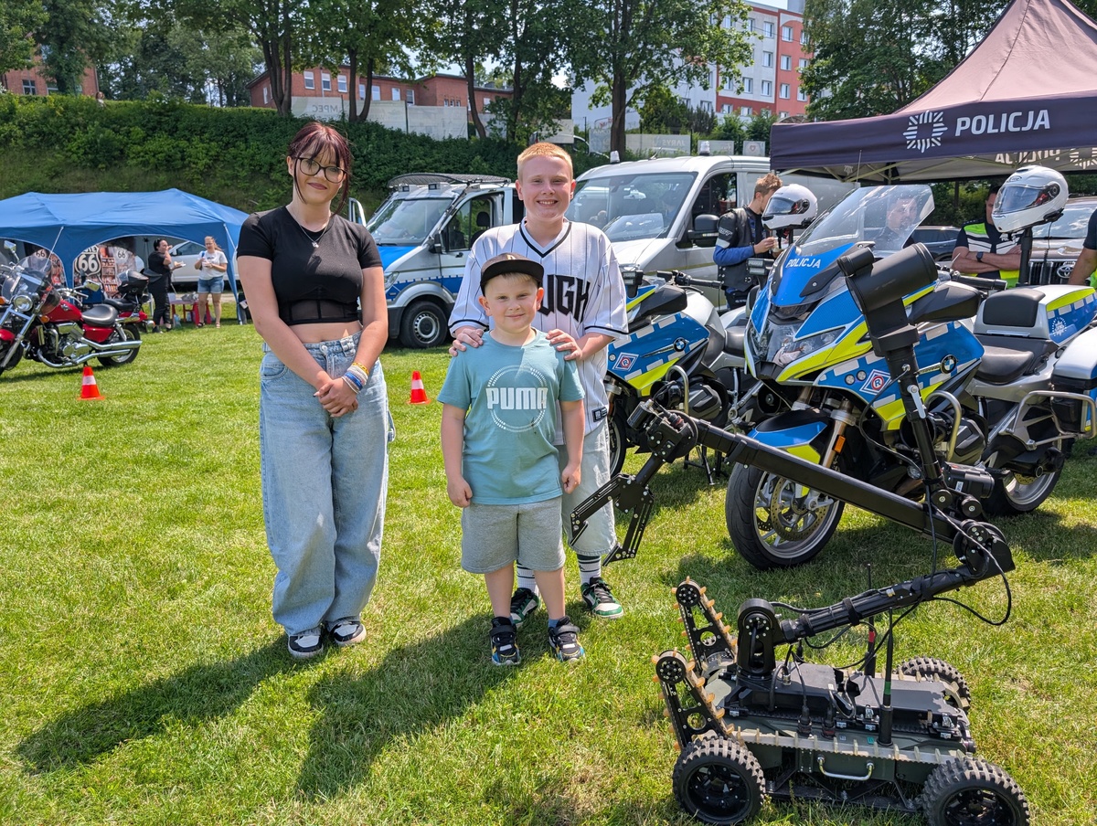 Policjanci na festynie „TatoRugbyLato”