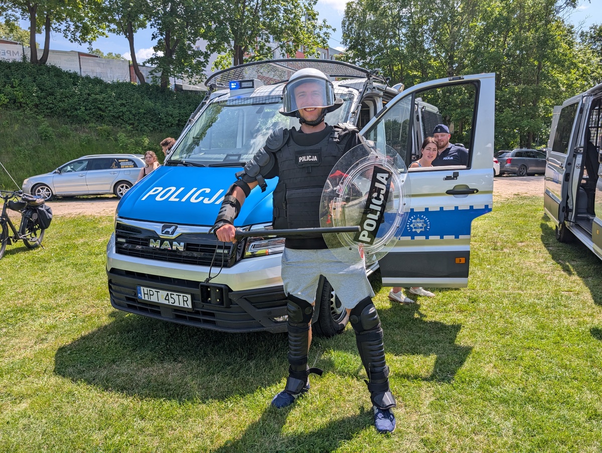 Policjanci na festynie „TatoRugbyLato”