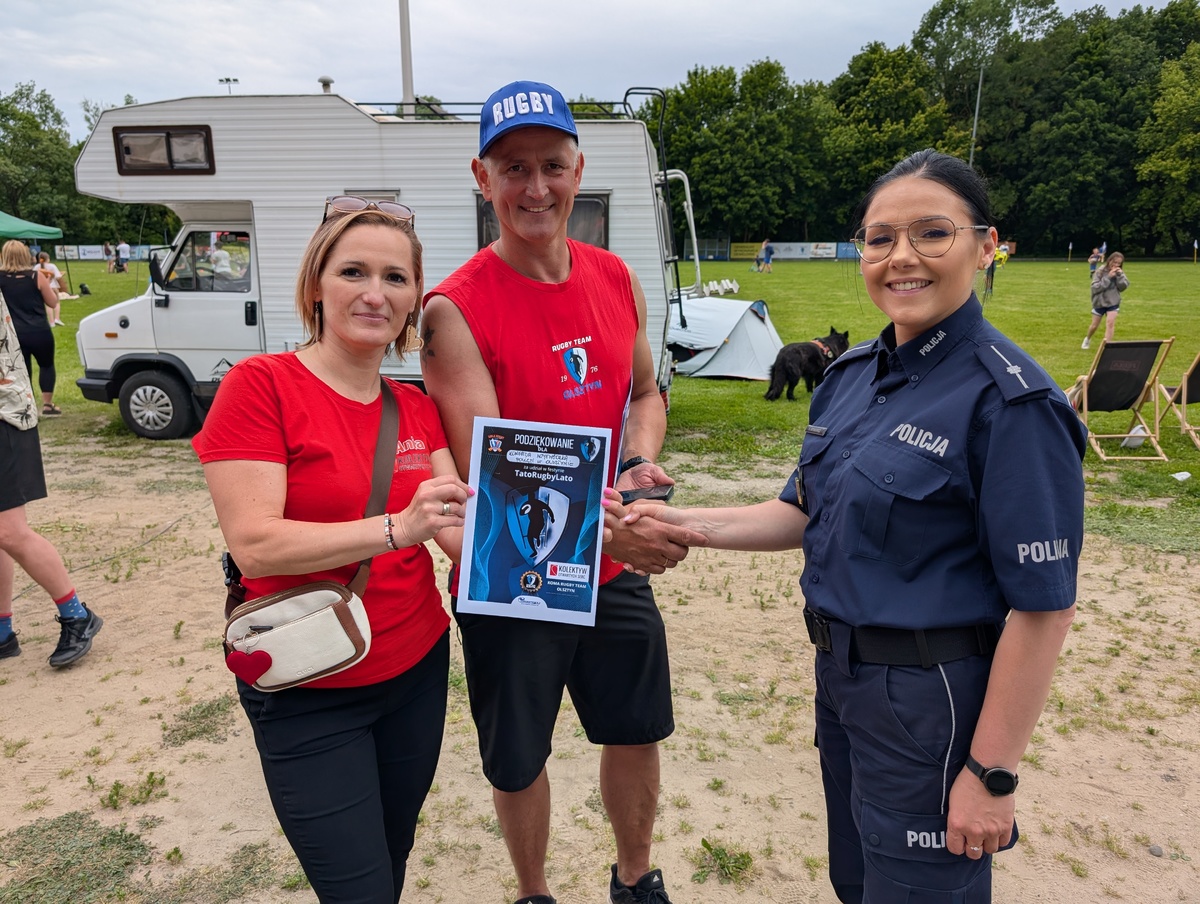 Policjanci na festynie „TatoRugbyLato”