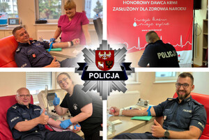 Policjanci podczas akcji krwiodawstwa