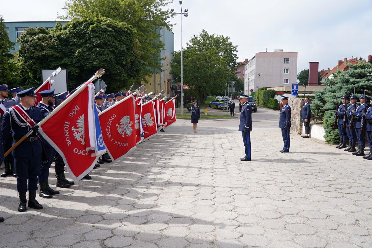 Uroczystość Święta Policji i nadanie Sztandaru KPP w Giżycku