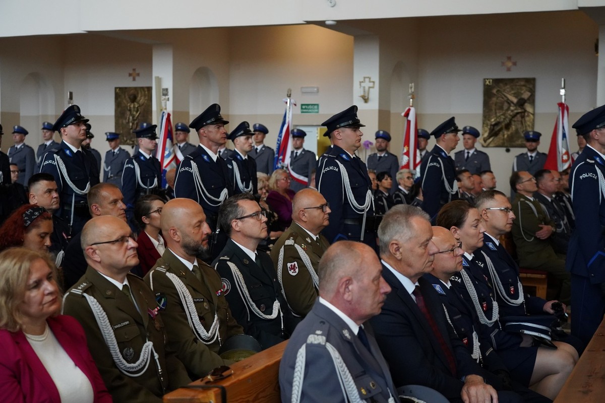 Uroczystość Święta Policji i nadanie Sztandaru KPP w Giżycku