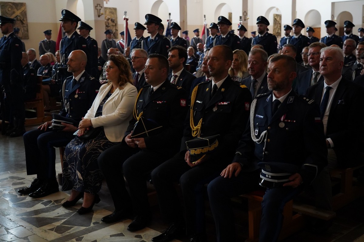 Uroczystość Święta Policji i nadanie Sztandaru KPP w Giżycku