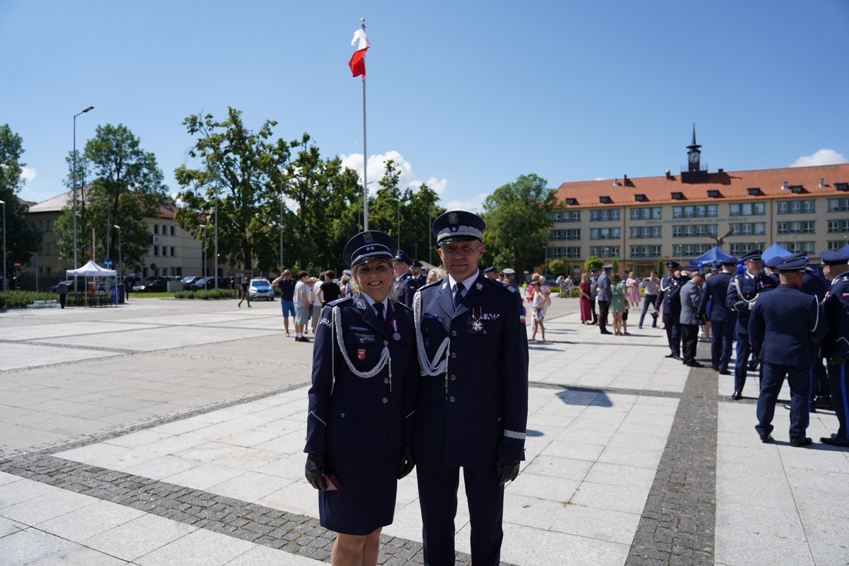 Uczestnicy Święta Policji i nadania Sztandaru KPP w Giżycku.