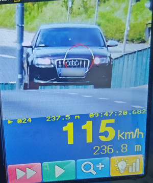 Zdjęcie z laserowego miernika prędkości