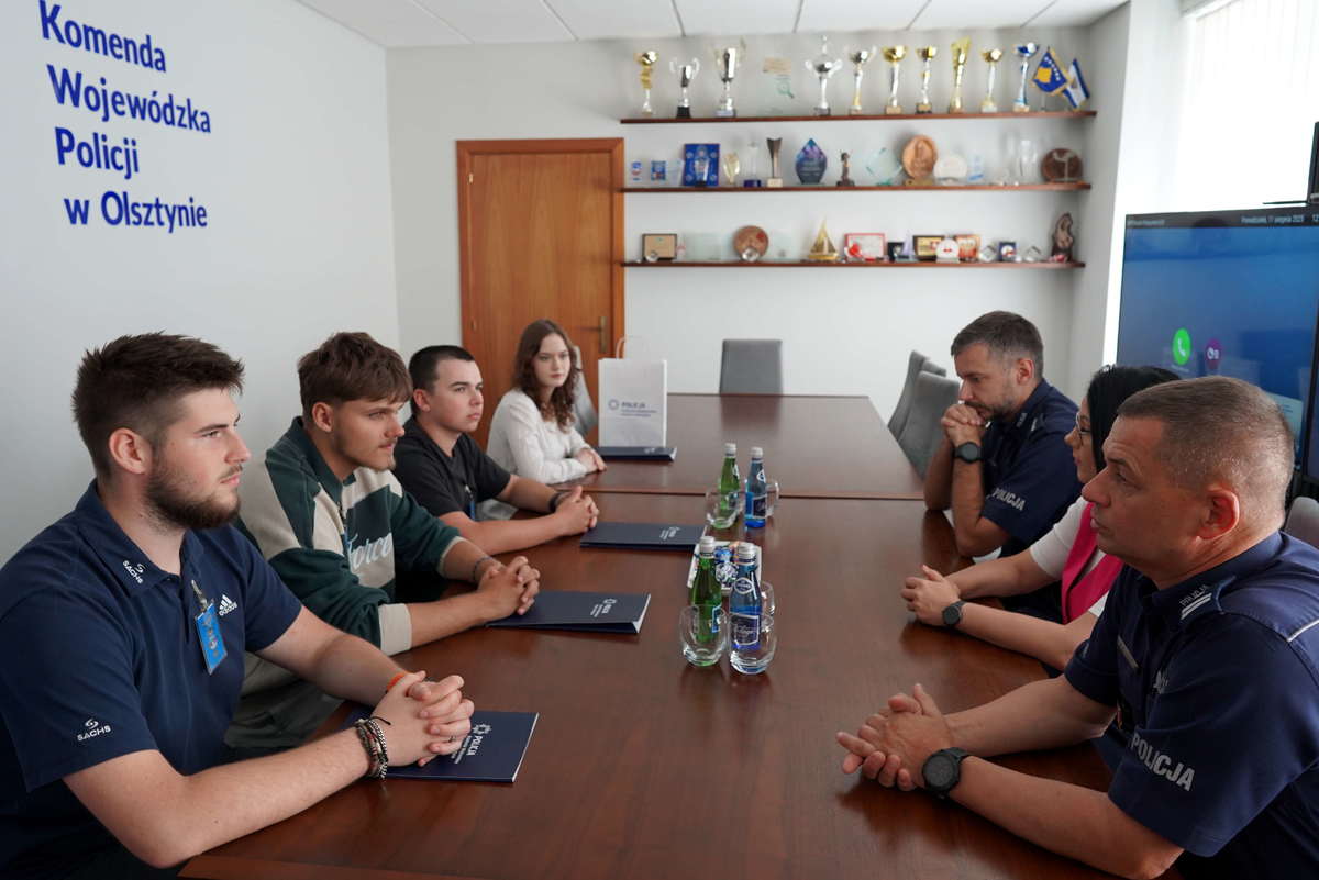 Uczestnicy spotkania w KWP w Olsztynie