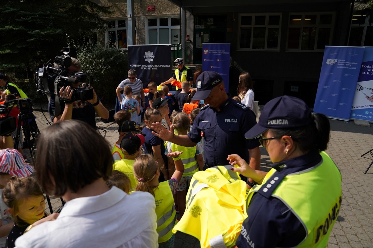 Uczestnicy wojewódzkiej inauguracji
