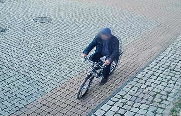 Mężczyzna na rowerze