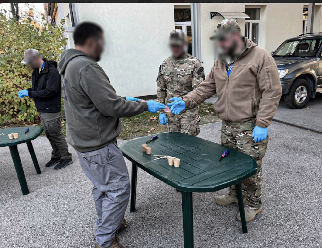 funkcjonariusze podczas szkolenia