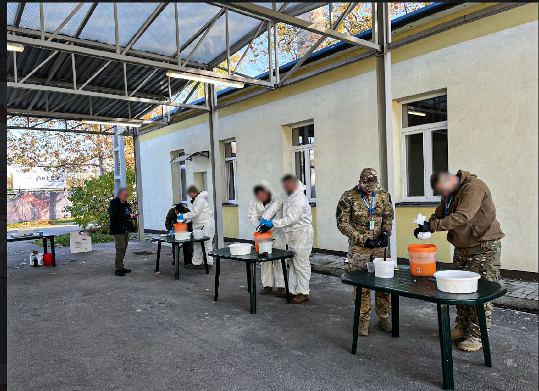 funkcjonariusze podczas szkolenia