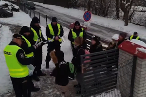 Rozdawanie odblasków