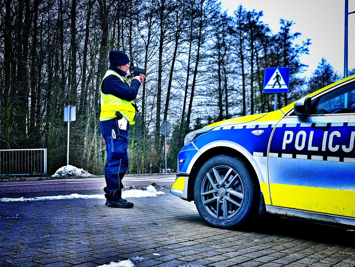 Policjant podczas działań