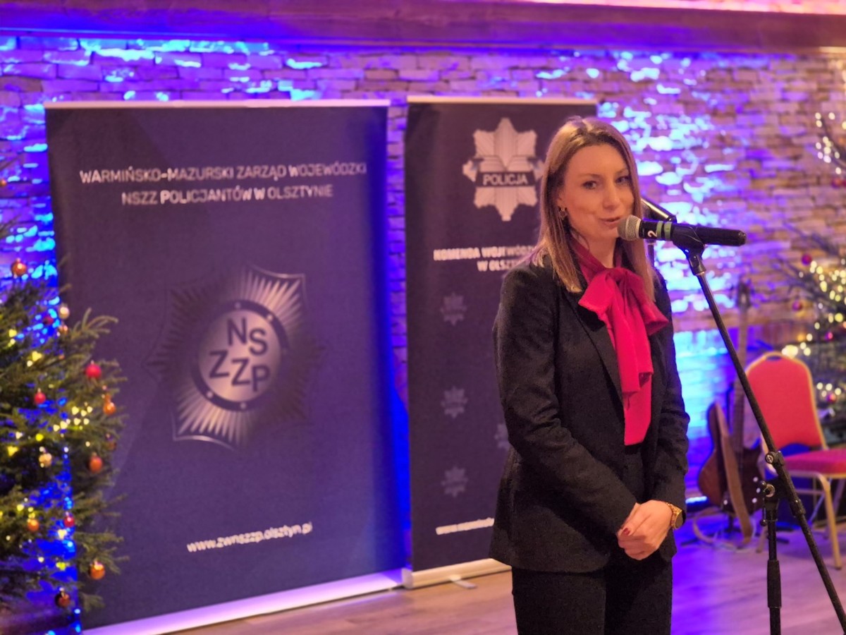 Uczestnicy spotkania wigilijnego