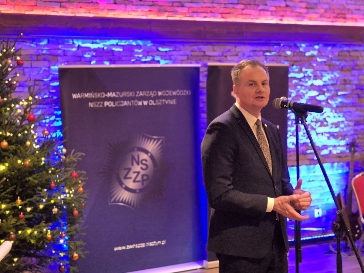 Uczestnicy spotkania wigilijnego