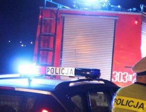 Radiowóz policyjny i wóz strażacki