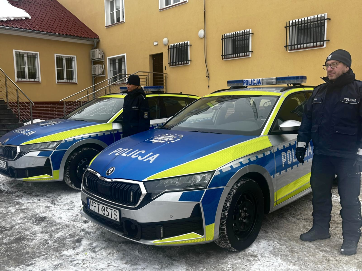 Przekazanie radiowozów