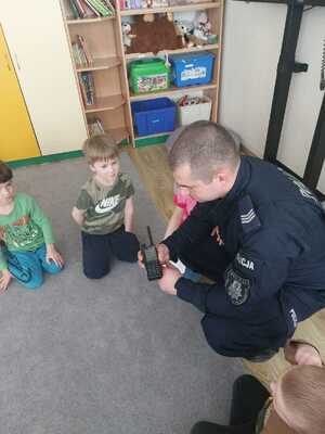 Policjant z wizytą w przedszkolu