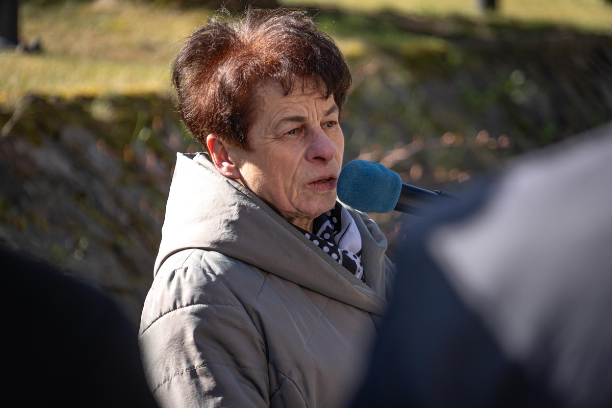 Uczestnicy uroczystości podczas uroczystej zbiórki