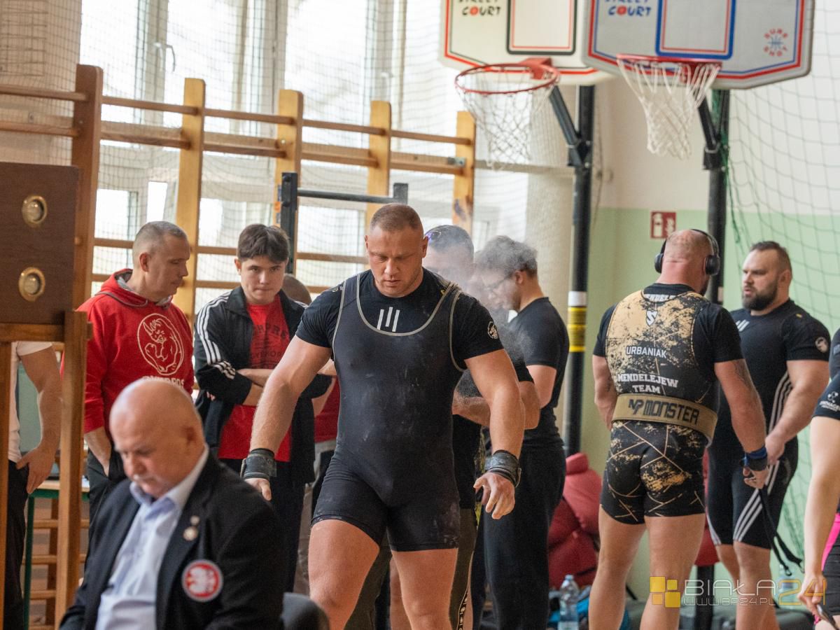 Policjant z KPP w Szczytnie