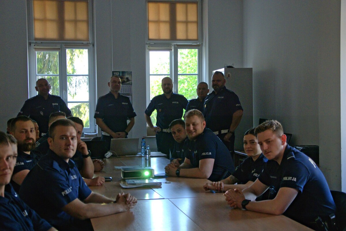 Policjanci podczas szkolenia