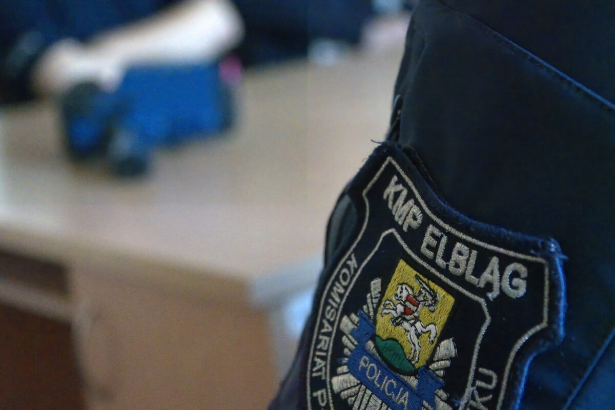 Fragment policjanta