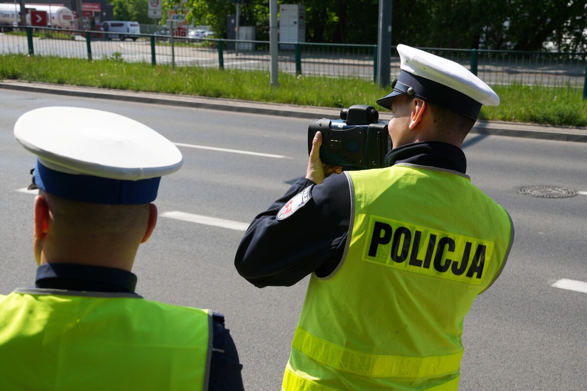 Policjanci na drodze