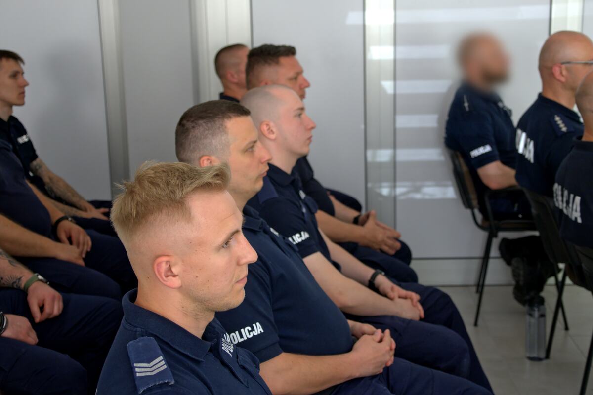 Policjanci na zakończeniu szkolenia