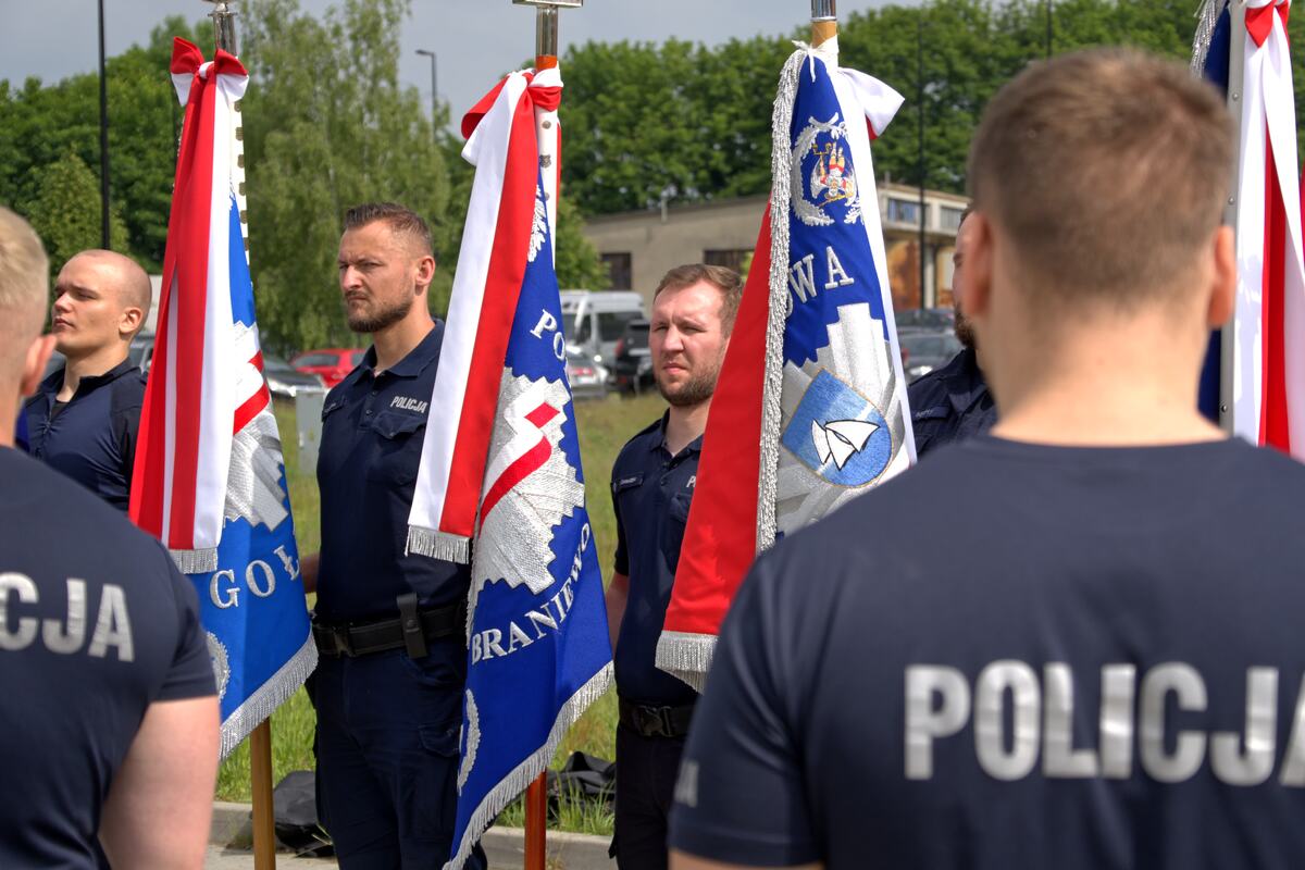 funkcjonariusze garnizonu warmińsko-mazurskiego podczas szkolenia kompanii reprezentacyjnej