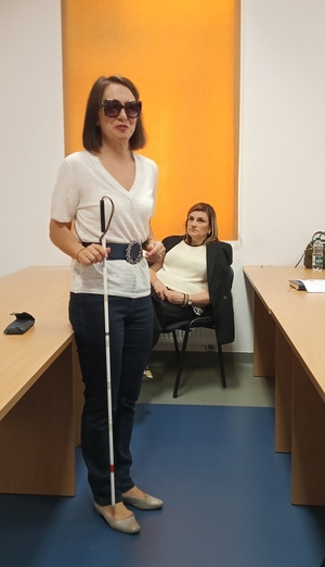 Uczestnicy szkolenia na sali podczas ćwiczeń
