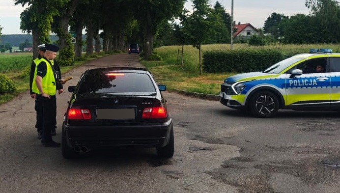 Policjant podczas działań trzeźwość