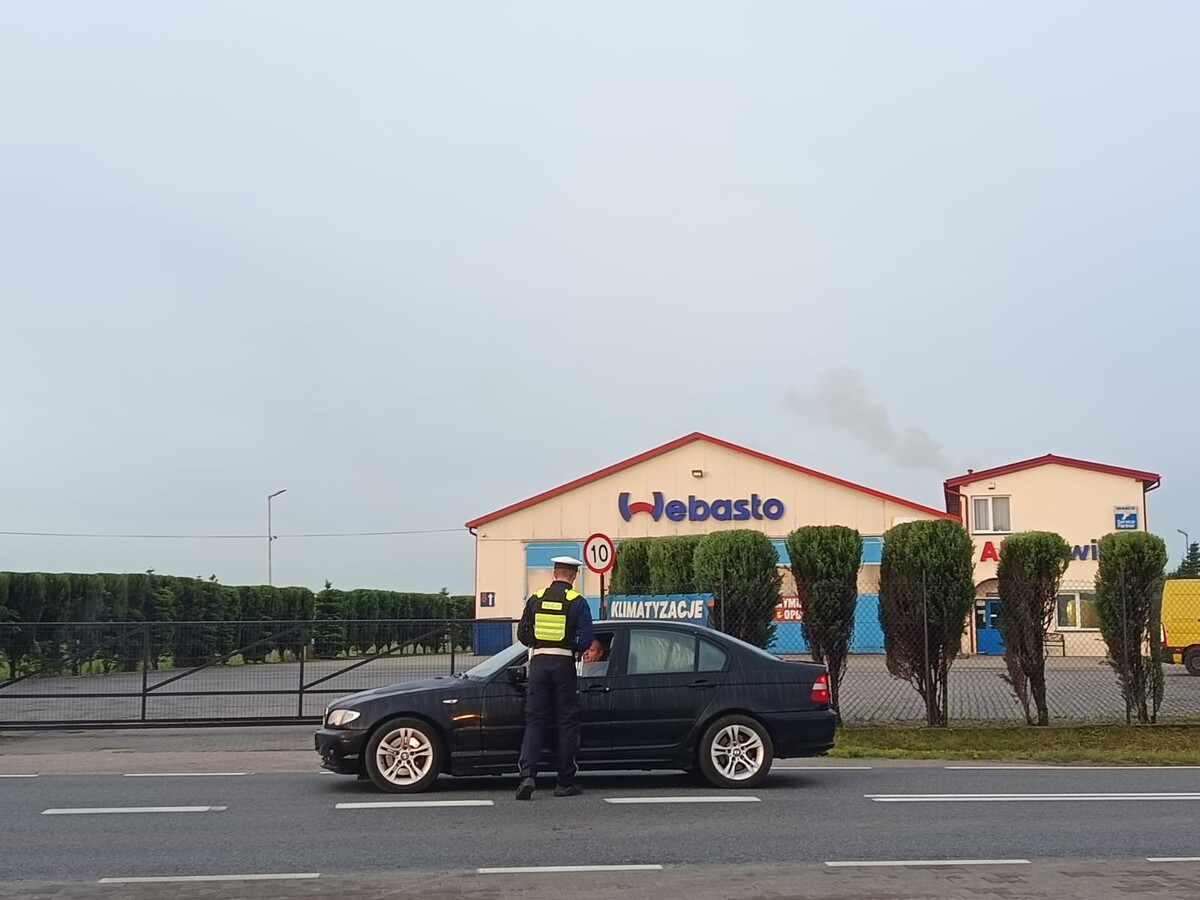 Policja podczas działania trzeźwość