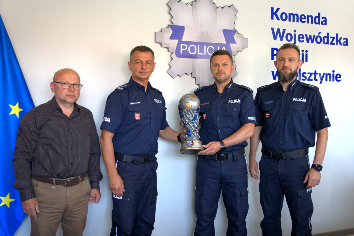 Spotkanie piłkarzy z Komendantem oraz Przewodniczącym NSZZP