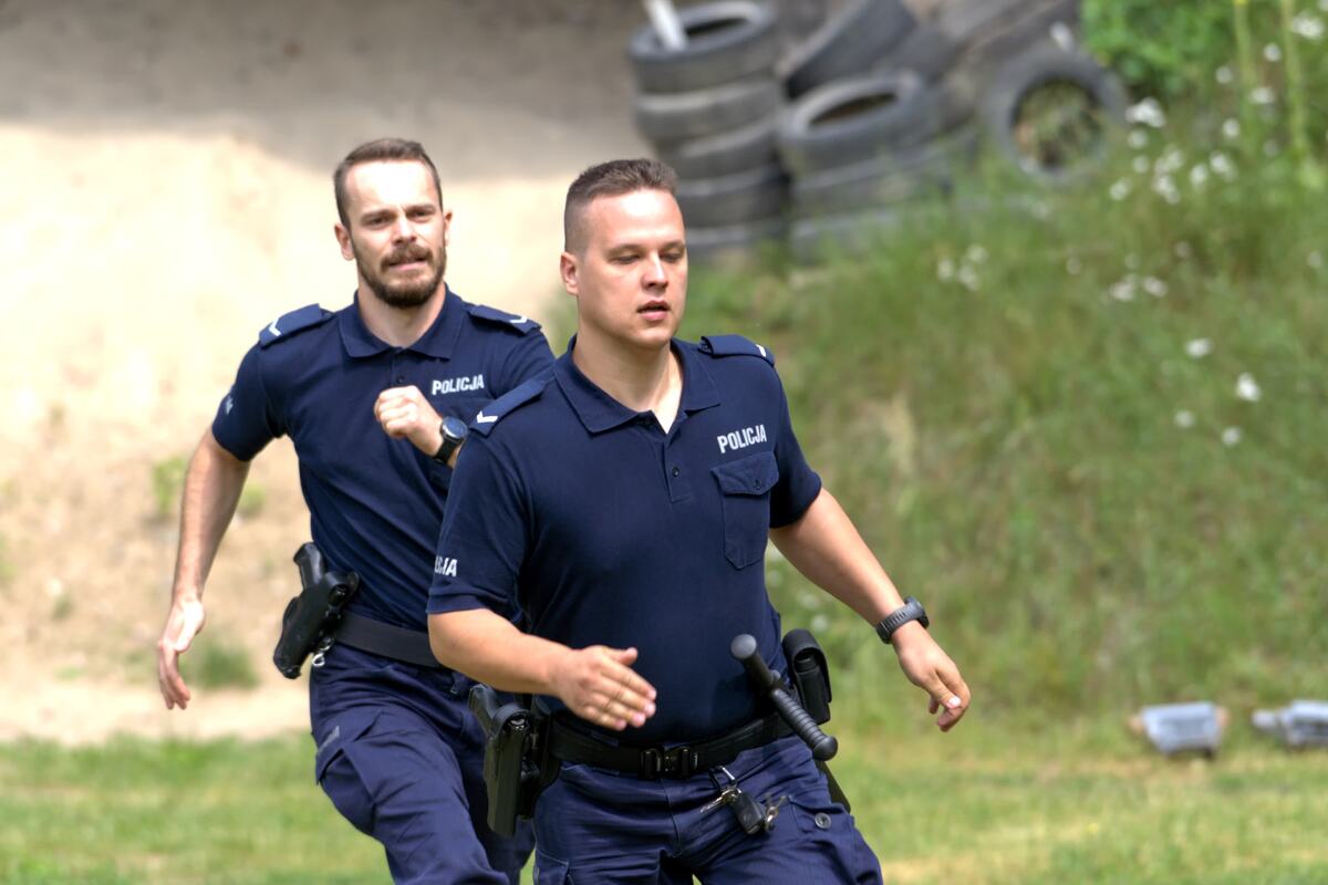 Policjanci podczas zmagań