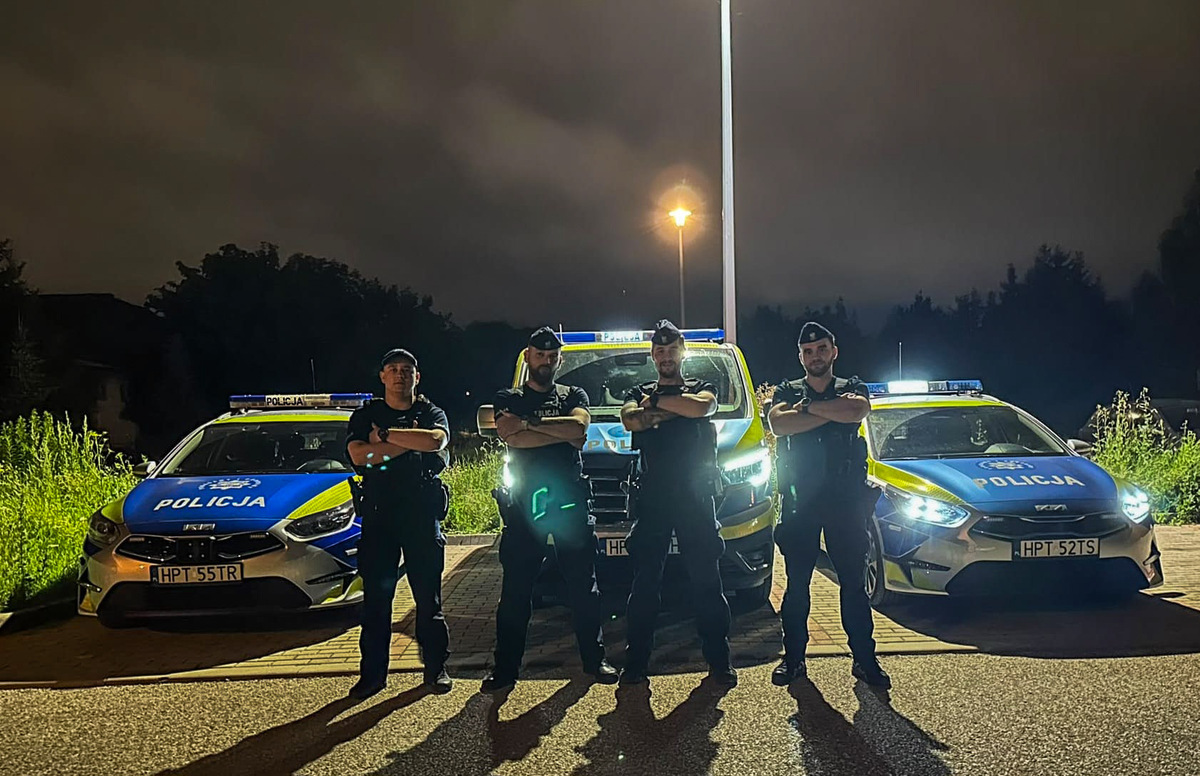 sierż. Paweł Sypytkowski, st. post. Kevin Stępiński, post. Adam Fiodorowicz  oraz post. Patryk Godlewski