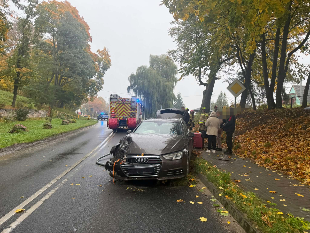 Uszkodzone auto