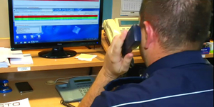 Oficer dyżurny Arek Majewski