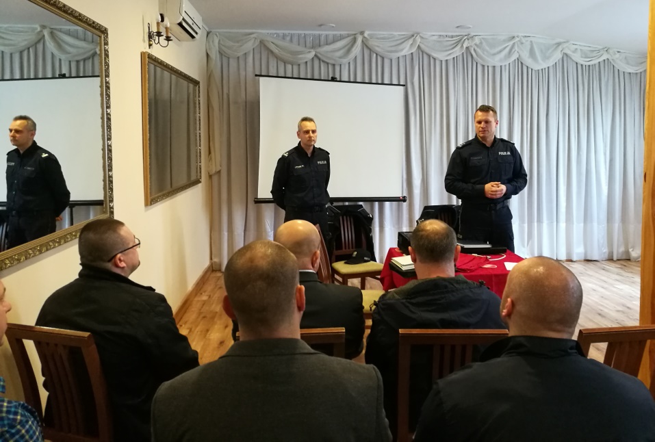 Szkolenie policyjnych negocjatorów oraz służby dyżurnej