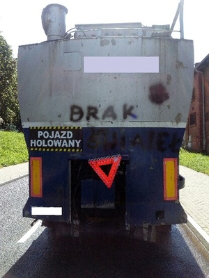 niesprawna naczepa