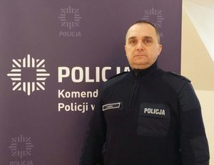St.asp. Tomasz Koziej - dzielnicowy KPP w Bartoszycach