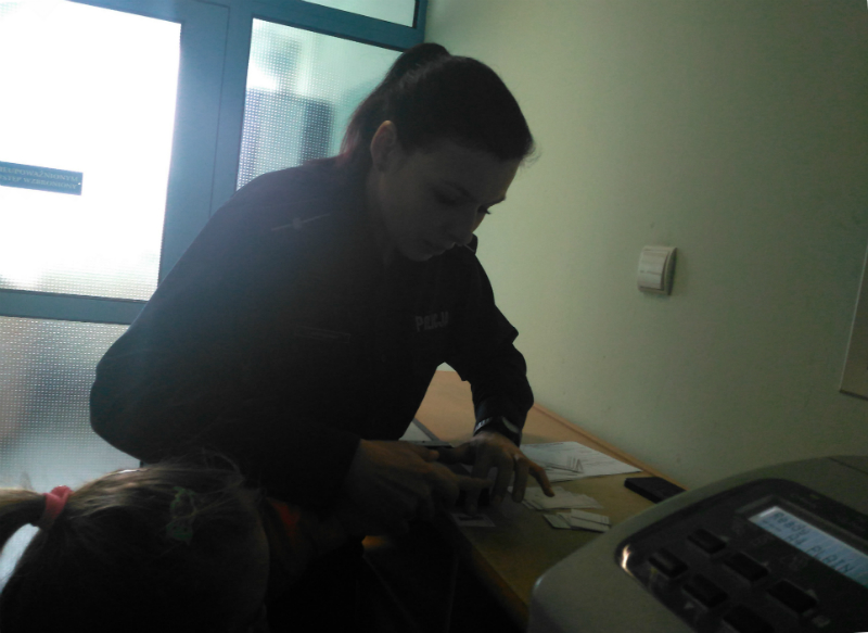 Przedszkolaki odwiedziły policjantów