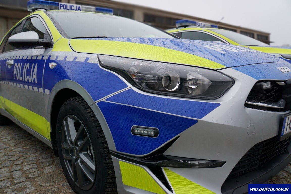 Policjanci z Szczytna dwukrotnie pomogli osobom zagubionym w lesie